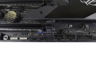 ROG Strix X399 E Gaming 20