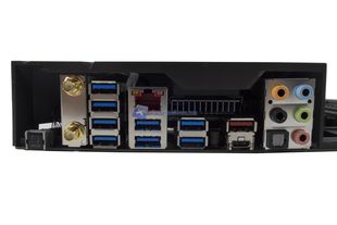 ROG Strix X399 E Gaming 23