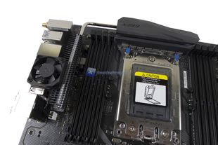 ROG Strix X399 E Gaming 27