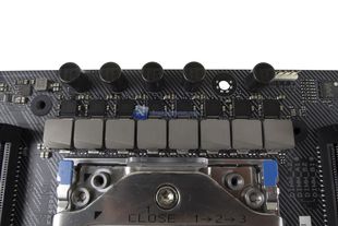 ROG Strix X399 E Gaming 28